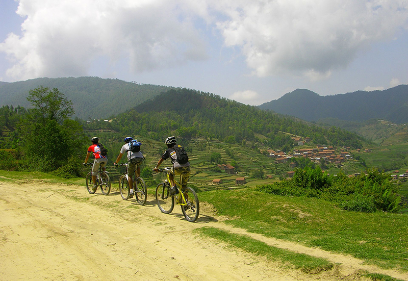 Pokhara - Kathmandu Biking Tour